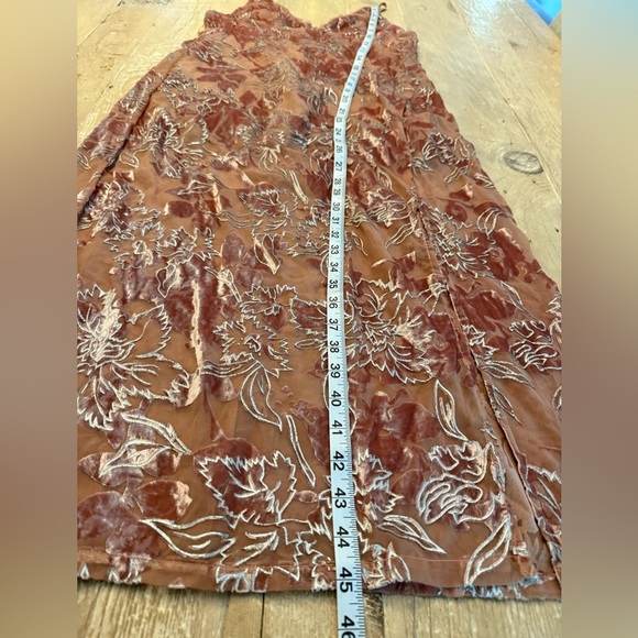 Lulus Katrin Mauve Burnout Velvet Floral Print Midi Dress medium - Picture 5 of 8